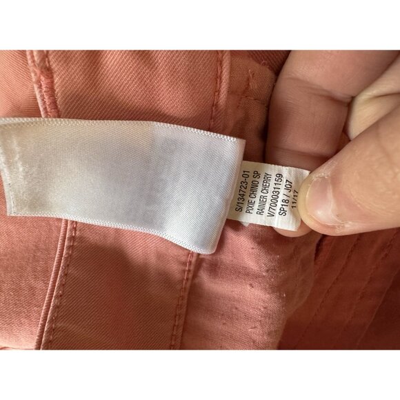 Old Navy Pixie Chino Pants Size 4 Rainer Cherry Modern Stretch Summer Spring - Picture 12 of 16